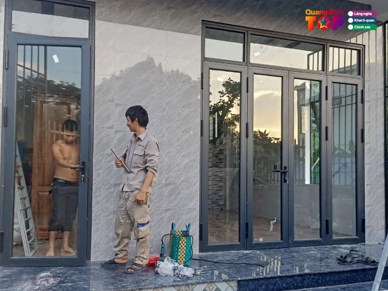 cua-nhom-xingfa-nam-hai-quangbinhtoplist