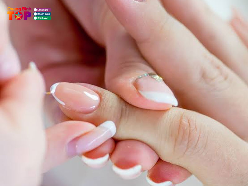 Cau-hoi-thuong-gap-ve-dich-vu-nail-tai-dong-hoi-quangbinhtoplist
