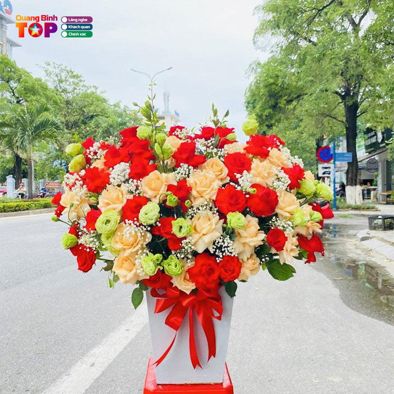 shop-hoa-tuoi-le-gia-quangbinhtoplist