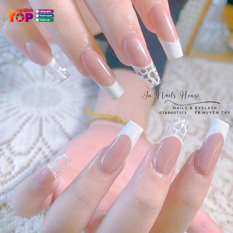 tiem-ui-nails-house-quangbinhtoplist