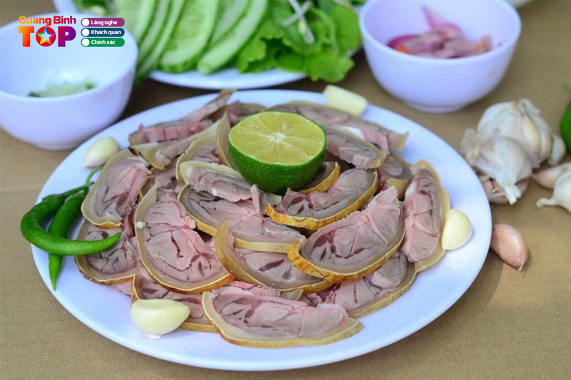 Quan-be-thui-dung-dinh-quangbinhtoplist