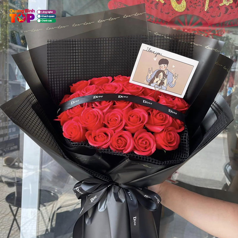 Cua-hang-hoa-sap-nguyen-thuan-quangbinhtoplist