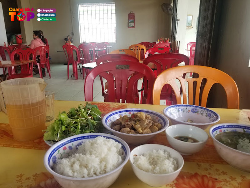 Quan-com-thuy-linh-quangbinhtoplist