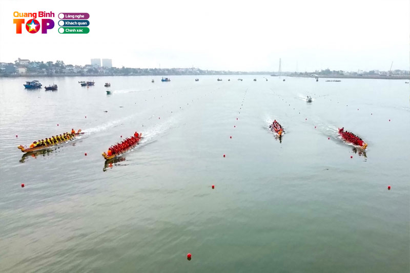Dua-thuyen-quang-binh-2024-quangbinhtoplist-1