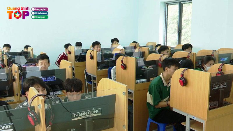 Hoc-bang-lai-xe-may-huyen-quang-ninh-quangbinhtoplist