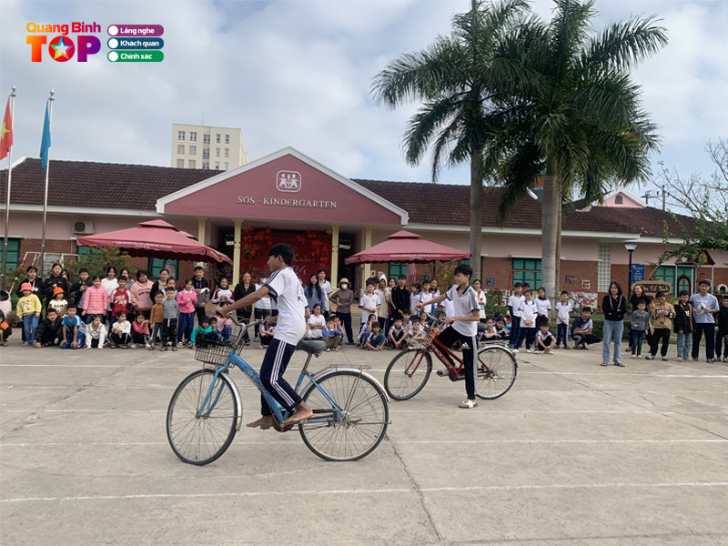 Lang-tre-em-sos-quangbinhtoplist