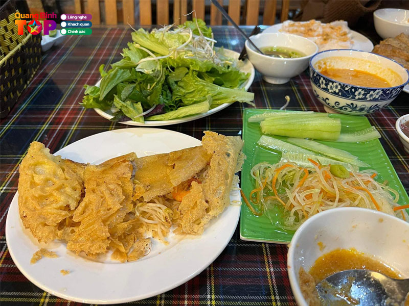 Quan-an-banh-khoai-tu-quy-quangbinhtoplist