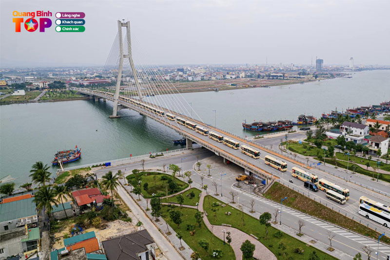 Xe-quang-binh-di-lao-hung-long-quangbinhtoplist