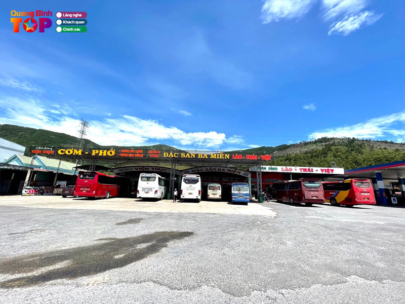 Cua-hang-dac-san-ba-mien-viet-dung-quangbinhtoplist