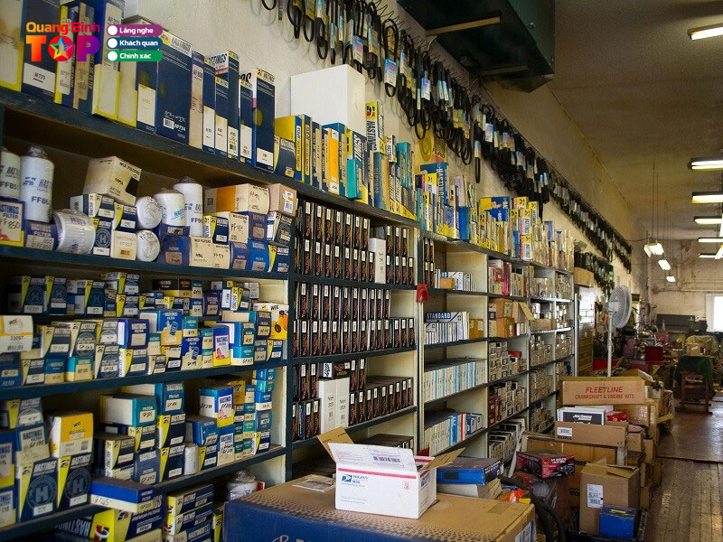 Cua-hang-phu-tung-o-to-tien-ngan-quangbinhtoplist