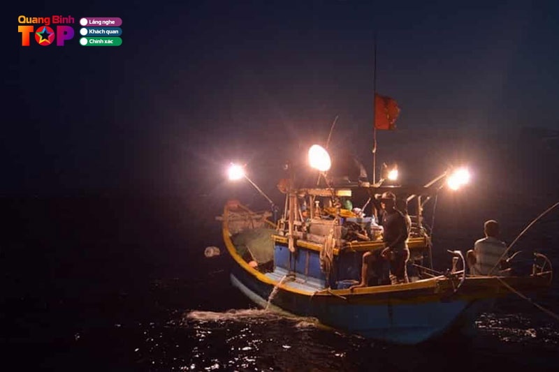 Dich-vu-cau-muc-hung-viet-travel-quangbinhtoplist