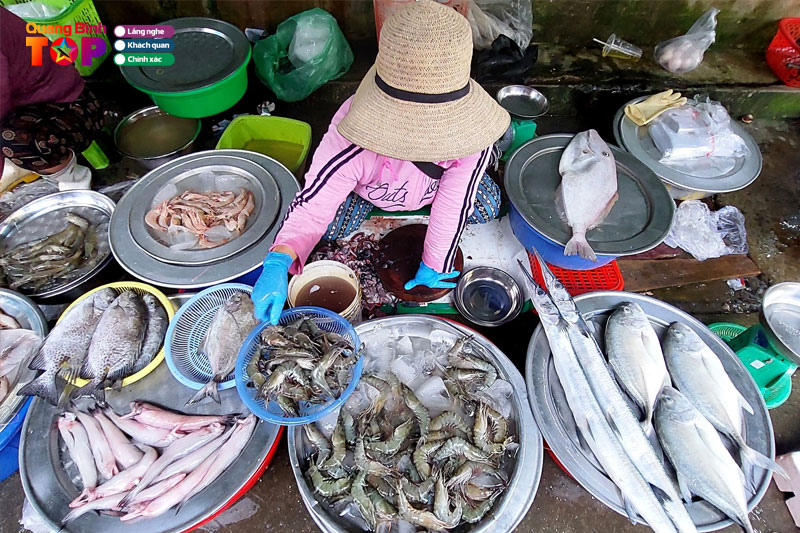 Cho-mai-le-thuy-quangbinhtoplist