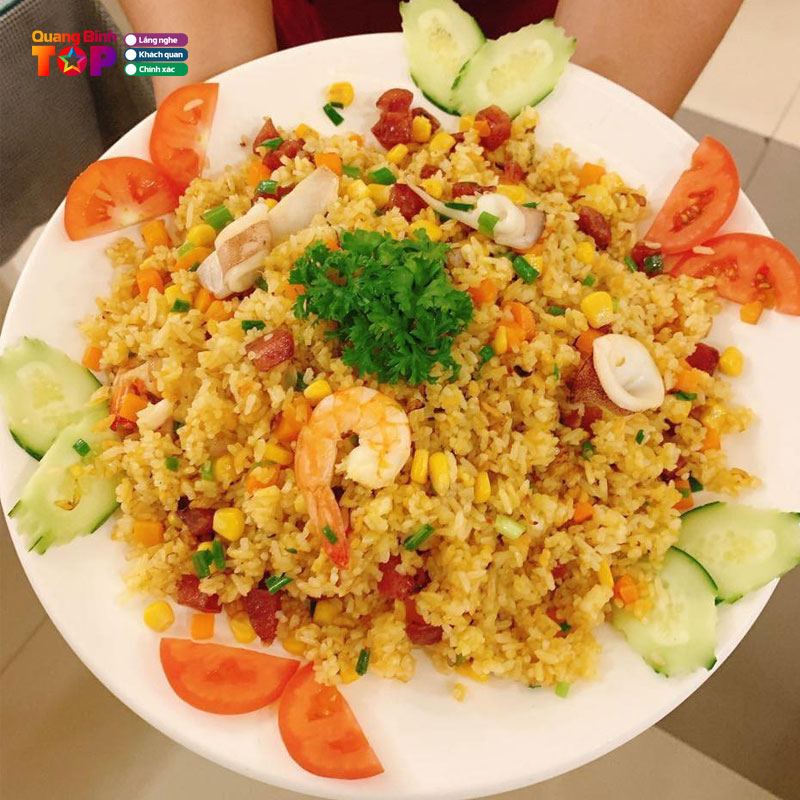 Com-chien-nghe-si-quan-quangbinhtoplist