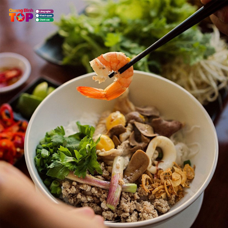 Hu-tieu-hoang-an-quangbinhtoplist