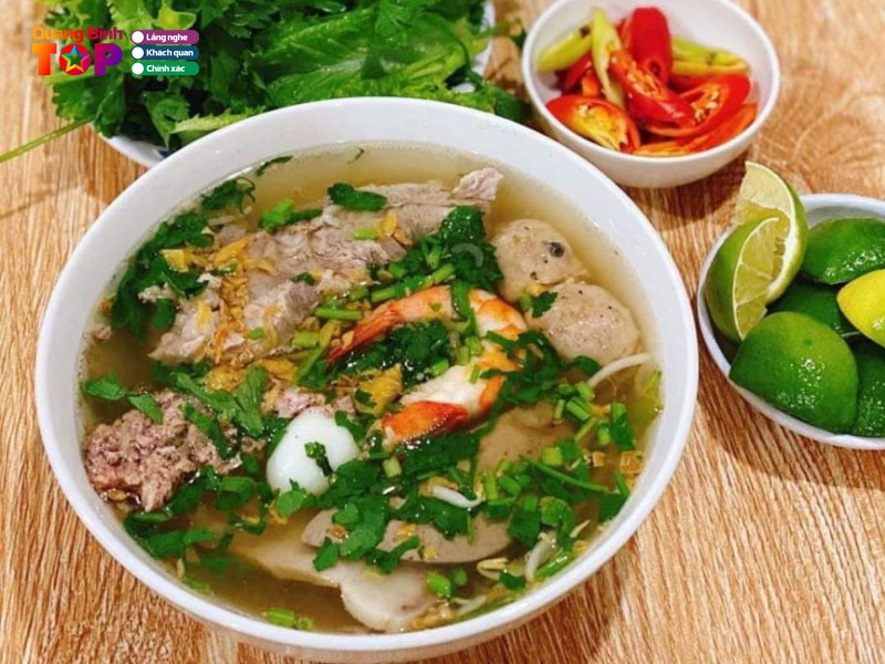 Hu-tieu-nui-huu-nghi-quangbinhtoplist