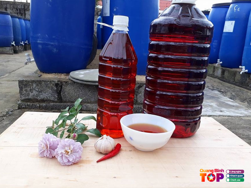 Kinh-nghiem-chon-mua-nuoc-mam-quang-binh-chuan-vi-cho-du-khach-quangbinhtoplist