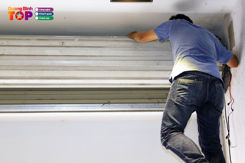 Sua-chua-cua-cuon-duc-chung-quangbinhtoplist