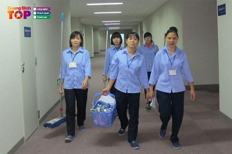Dong-phuc-cong-nhan-dong-hoi-quangbinhtoplist