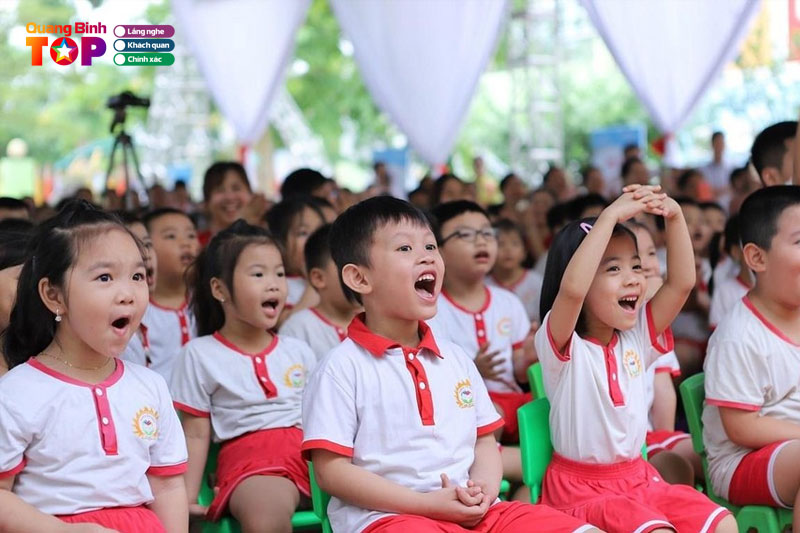 Dong-phuc-hoc-sinh-khanh-mo-quangbinhtoplist