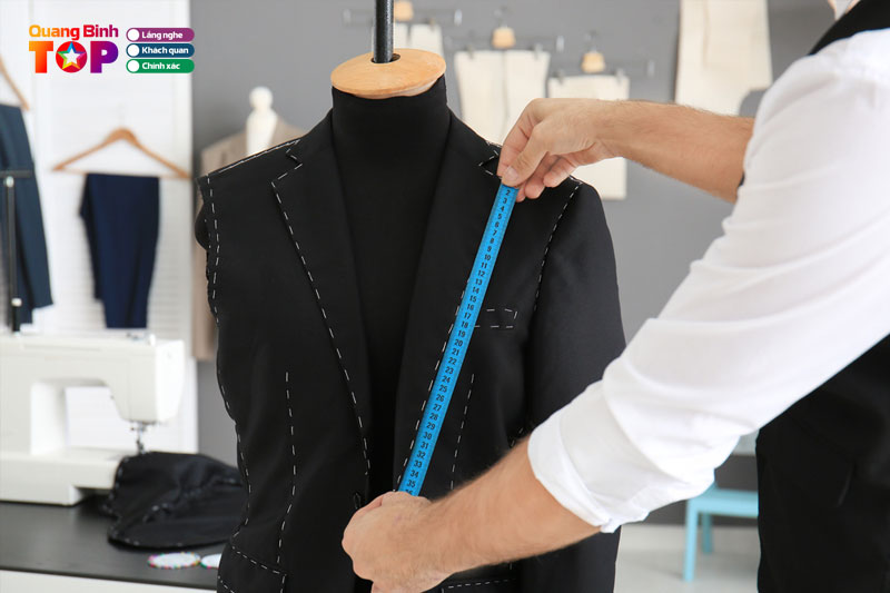 Thanh-phong-may-ao-vest-nam-quangbinhtoplist