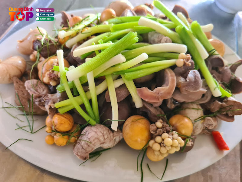 Ha-thu-dao-quan-an-gan-san-bay-dong-hoi-quangbinhtoplist