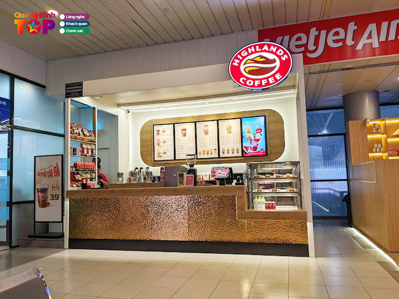 Highlands-coffee-quan-cafe-san-bay-dong-hoi-quangbinhtoplist