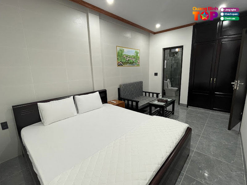 Hung-thinh-nha-nghi-gan-ga-dong-hoi-quangbinhtoplist