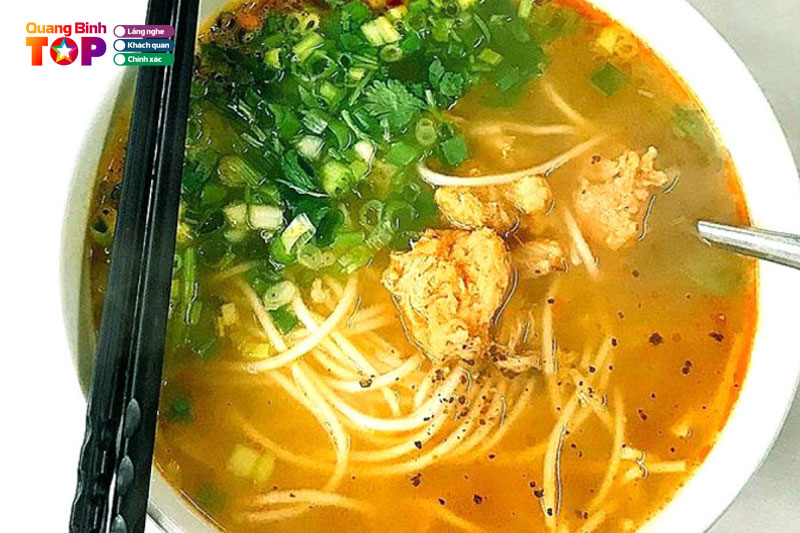 Quan-anhdao-gan-benh-vien-cu-ba-dong-hoi-quangbinhtoplist