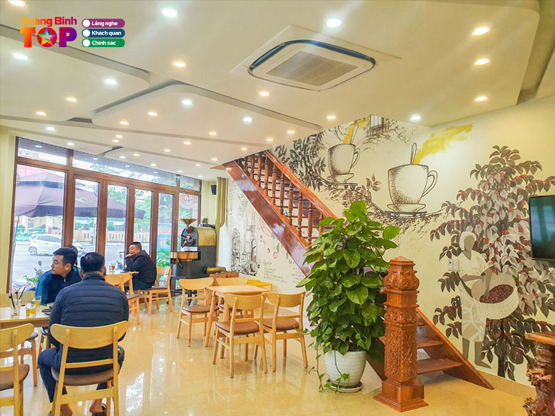 Quat-quan-cafe-gan-benh-vien-cu-ba-quangbinhtoplist