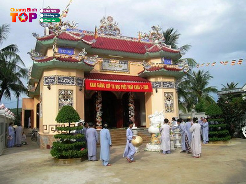 Chua-thanh-quang-quangbinhtoplist