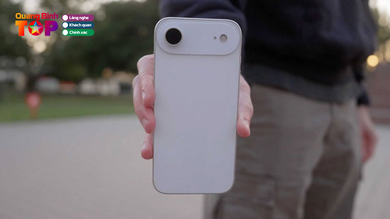 Magsafe-va-phu-kien-cho-iphone-air-tan-dung-he-sinh-thai-thong-minh-quangbinhtoplist