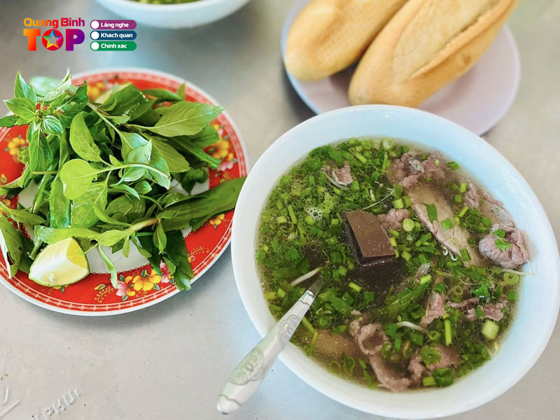 Quan-bong-pho-bac-quangbinhtoplist