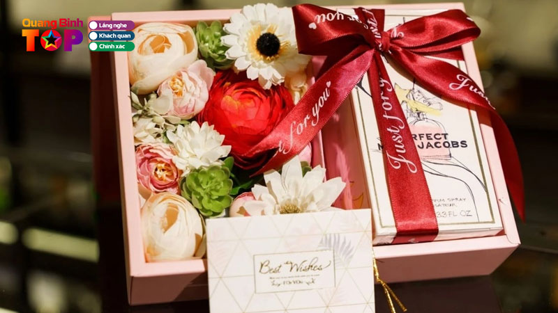 Top-10-dia-chi-mua-qua-20-11-tai-quang-binh-dep-y-nghia-nhat-quangbinhtoplist