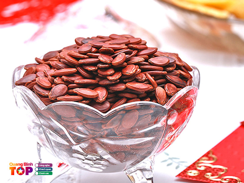 Kinh-nghiem-khi-lua-chon-mua-hat-dua-ngay-tet-quangbinhtoplist