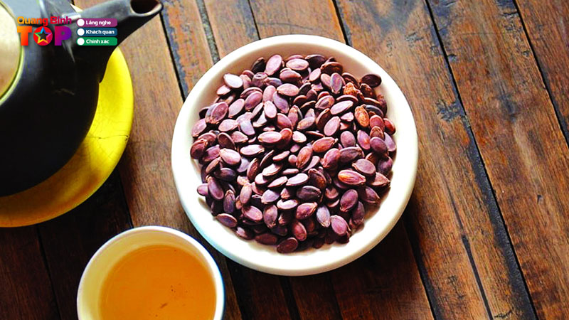 Top-10-dia-chi-ban-hat-dua-tet-o-quang-binh-ngon-sach-gia-tot-quangbinhtoplist