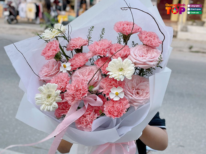 Mot-so-kinh-nghiem-khi-dat-hoa-vao-dip-le-8-3-quangbinhtoplist