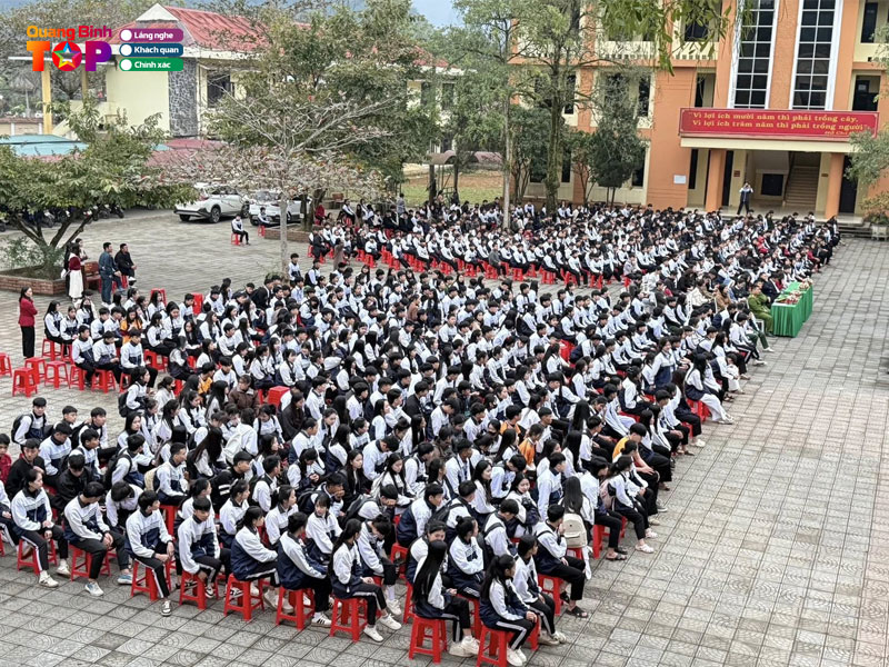 Truong-thcs-va-thpt-hoa-tien-quangbinhtoplist