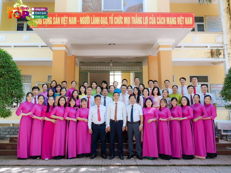 Truong-thcs-va-thpt-viet-trung-quangbinhtoplist