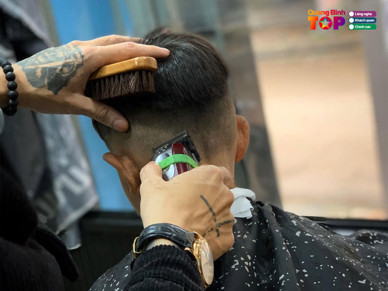 Mad-barber-shop-quangbinhtoplist