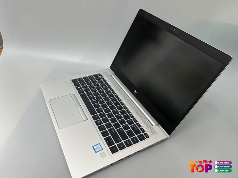 Laptop-nam-hai-quangbinhtoplist