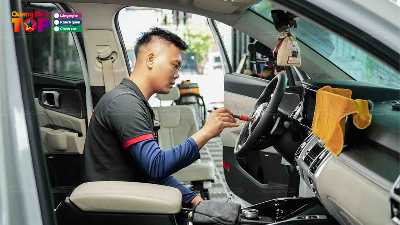 Top-5-dia-chi-ve-sinh-noi-that-o-to-quang-binh-sach-gia-tot-quangbinhtoplist